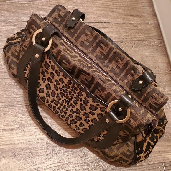 Fendi Zucca Leopard shoulder bag - Picture 7 of 12